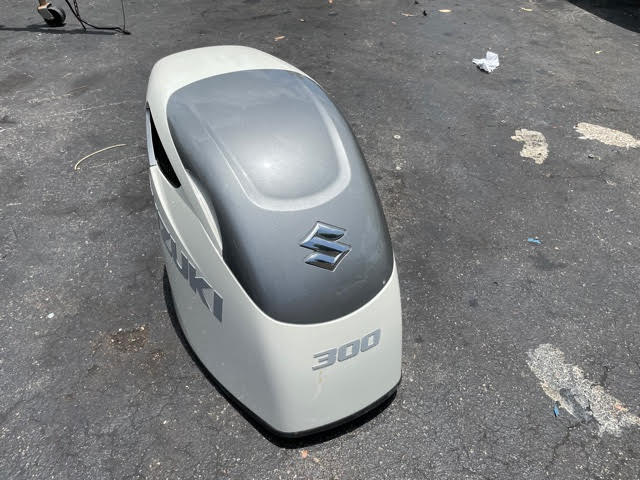 Suzuki DF 300B Cowling - Twin Screws Marine Service