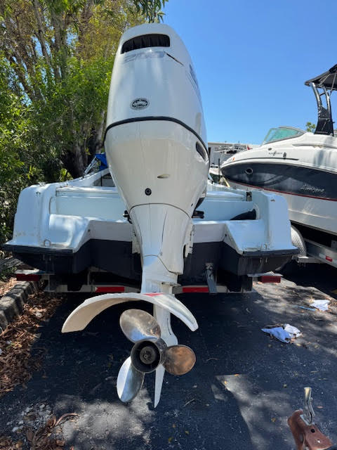 1975 Boston Whaler Outrage