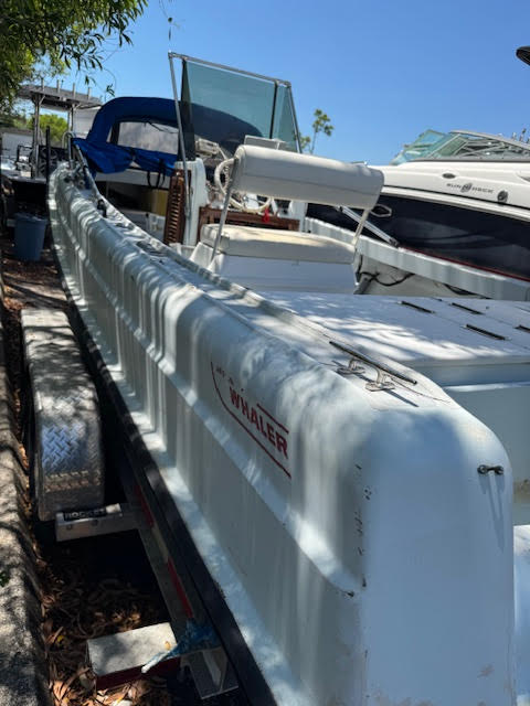 1975 Boston Whaler Outrage