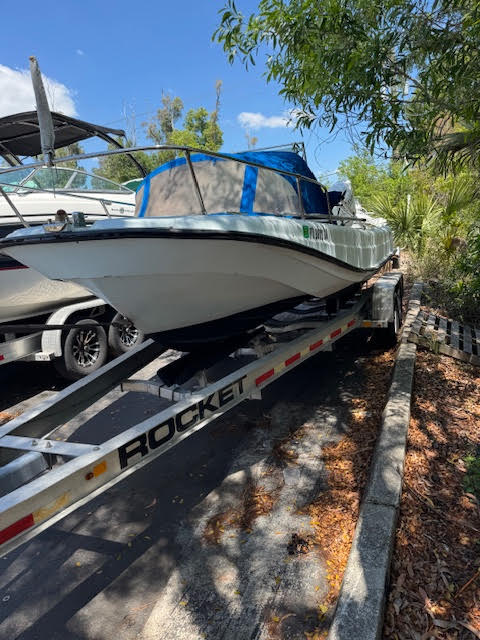1975 Boston Whaler Outrage