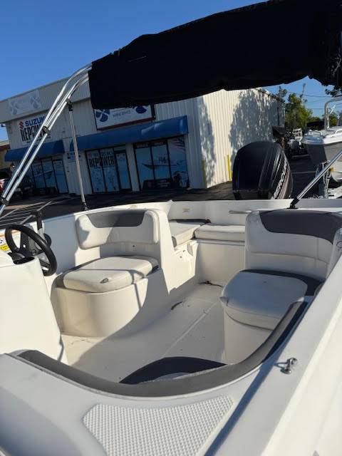 2018 Bayliner Element 16 - Twin Screws Marine Service