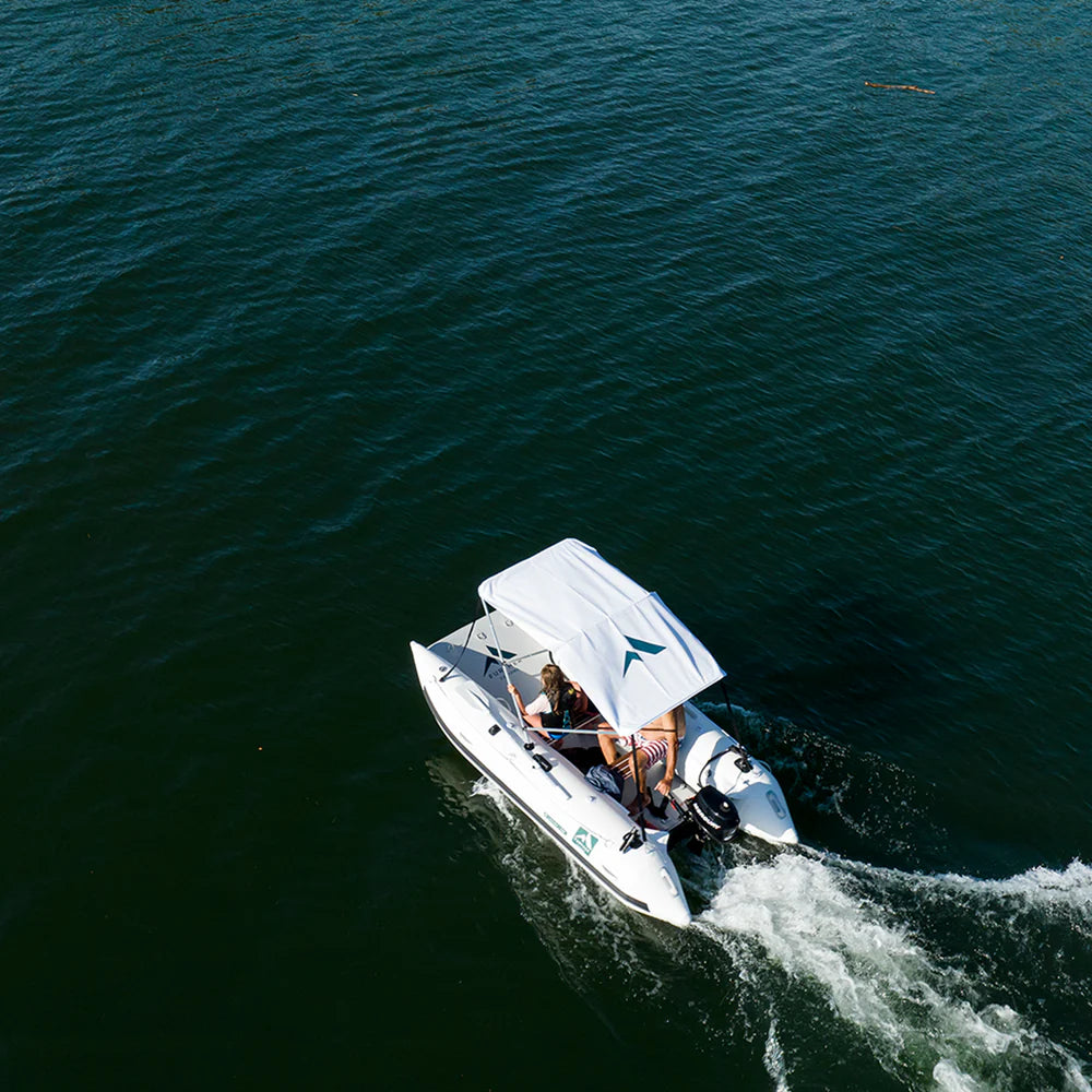 Laguna Catamaran 330