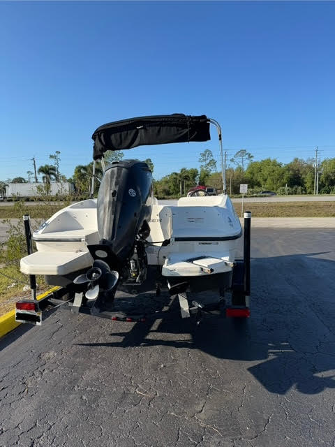 2018 Bayliner Element 16