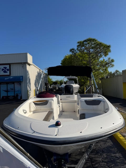 2018 Bayliner Element 16