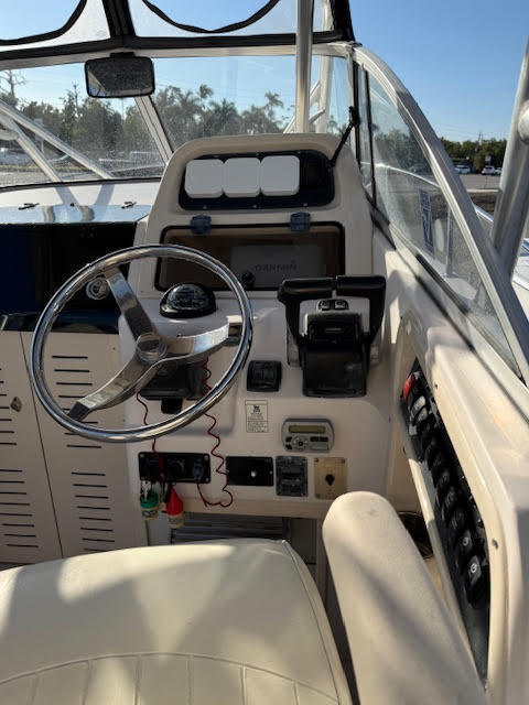 2008 Grady-White 258 Journey Walkaround - Ready for Florida Adventures!