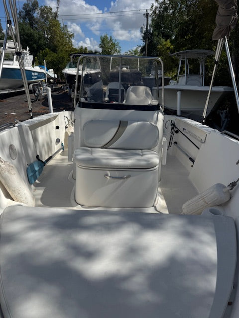 2003 Wellcraft 180 Fisherman