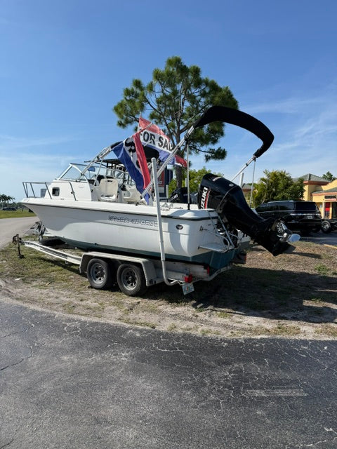 2000 Hydra-Sports 2100 WA + 1996 Loadmaster Trailer Package